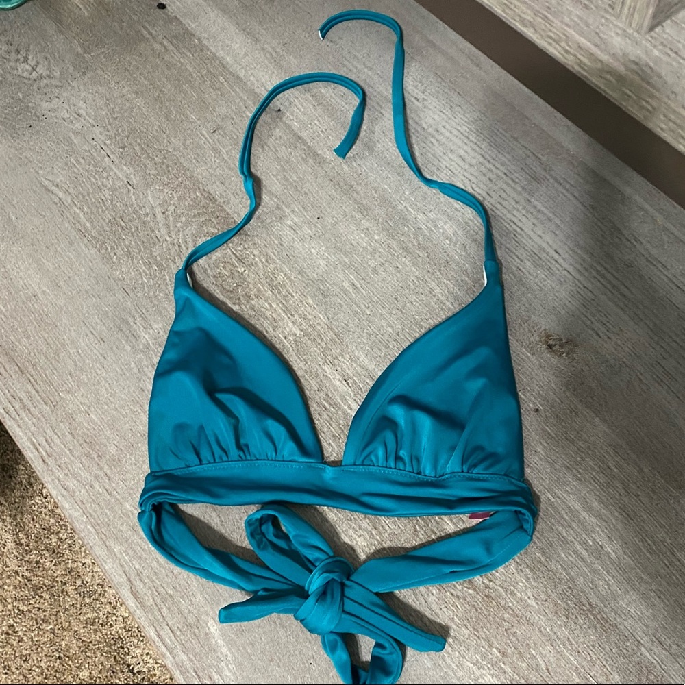 Victoria’s Secret Teal Triangle Bikini Top
